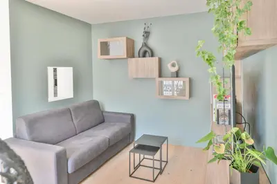 Coin salon dans l'établissement Paris Central 1 bedroom Apartment with AC