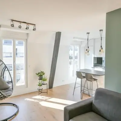Paris Central 1 bedroom Apartment with AC