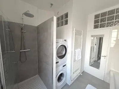 Salle de bains dans l'établissement GUSTAVE - Charming Eiffel Tower Appartement -