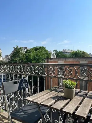 Balcon ou terrasse dans l'établissement Beautiful apartment with balcony