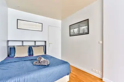 Plan de l'établissement Appartement Quartier Arc de Triomphe Free Netflix