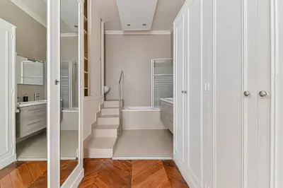 Salle de bains dans l'établissement Appartement de luxe - Assemblée Nationale