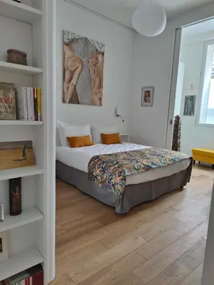 Un ou plusieurs lits dans un hébergement de l'établissement Loft, atelier artiste Montmartre