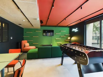 Coin salon dans l'établissement Hife Gentilly Paris Sud Porte d'Italie
