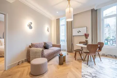 Coin salon dans l'établissement Yuna Saint-Germain-des-Prés - Serviced Apartments