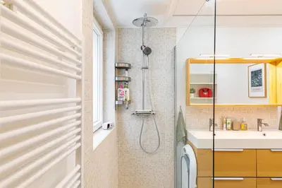 Salle de bains dans l'établissement GuestReady - Glamourous getaway in the 20th Arr.