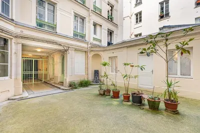 Jardin de l'établissement Lovely apartment in the heart of Paris