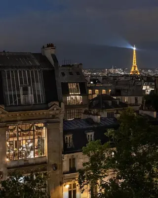 Vue générale sur Paris ou vue de la ville depuis l'appartement