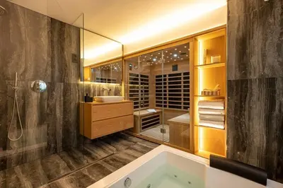 Salle de bains dans l'établissement My Skydome - Marais - Lancry - 4 Suites de luxe avec climatisation