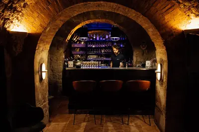 Salon ou bar de l'établissement Le M. Musée du vin - l'appartement
