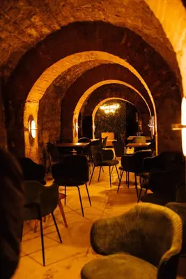 Coin salon dans l'établissement Le M. Musée du vin - l'appartement