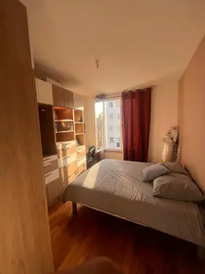 Un ou plusieurs lits dans un hébergement de l'établissement Jouny’s lovely 1 bedroom apartment, 38m2 fully furnished