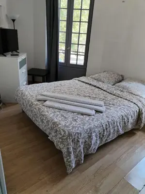 Un ou plusieurs lits dans un hébergement de l'établissement Studio Saint-Jacques