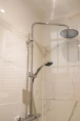 Salle de bains dans l'établissement Appartement chaleureux - proche Montmartre