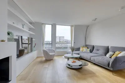 Coin salon dans l'établissement Luxury Penthouse with A/C Terrace & View-Le Marais