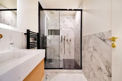 Salle de bains dans l'établissement Elegant apartment - 2BR 6P - Opéra