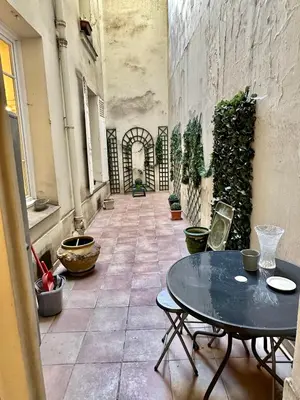 Terrasse ou espace extérieur de l'établissement Charming 2 Bedroom with Huge Private Terrace