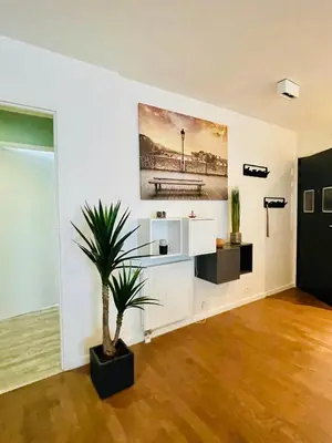 Plan de l'établissement Spacious Cozy Apartment close Paris & Flea Market at St Ouen