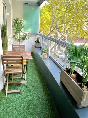 Jardin de l'établissement Spacious Cozy Apartment close Paris & Flea Market at St Ouen