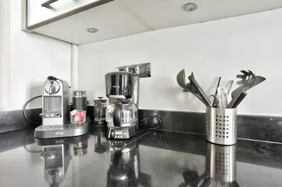 Plan de l'établissement Appartement Quartier Champs-Élysées 4 Free Netflix
