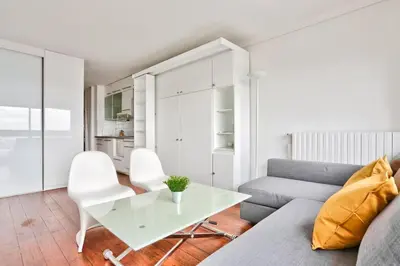 Coin salon dans l'établissement Studio - Appartement Quartier Montmartre Free Netflix