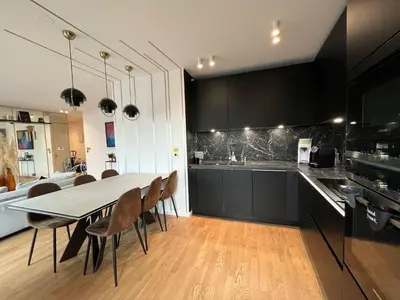 Cuisine ou kitchenette dans l'établissement Appartement Luxueux climatisé avec Terrasse, 6 couchages - 17ème Arrondissement de Paris