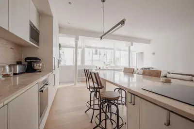 Cuisine ou kitchenette dans l'établissement Veeve - Sky Dreams