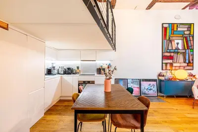 Cuisine ou kitchenette dans l'établissement GuestReady - One glorious stay in Le Marais