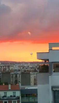 Plan de l'établissement Nice loft with romantic view over the Eiffel tower