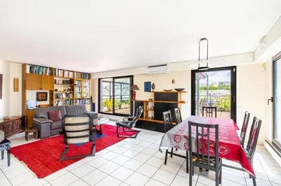 Coin salon dans l'établissement GuestReady - Duplex avec terrasse privée