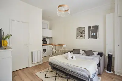Plan de l'établissement Studio Tour Eiffel by Studio prestige