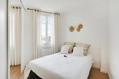 Un ou plusieurs lits dans un hébergement de l'établissement Modern and new flat - Paris 12th - near le Marais and Bois de Vincennes
