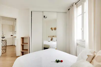 Un ou plusieurs lits dans un hébergement de l'établissement Modern and new flat - Paris 12th - near le Marais and Bois de Vincennes