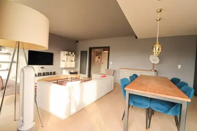 Cuisine ou kitchenette dans l'établissement LuxuriousFlat#VictorHugo#Trocadero#ViewEffeilTower