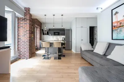 Cuisine ou kitchenette dans l'établissement Stay In a prime location Paris