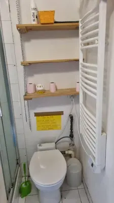 Salle de bains dans l'établissement Charmant 2 pièces Clichy Levallois