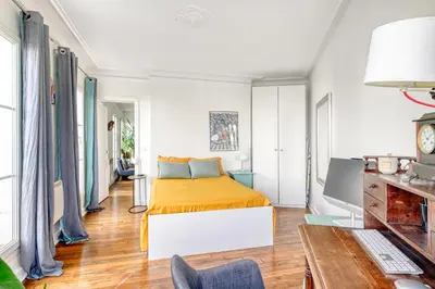 Un ou plusieurs lits dans un hébergement de l'établissement Stunning Apartment 2br + balcony + nice view
