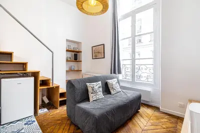Coin salon dans l'établissement GuestReady - Bel Appartement Le Marais
