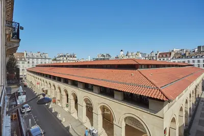 Plan de l'établissement SaintGermainByCecile - Luxueux 2 pièces AC Ambre