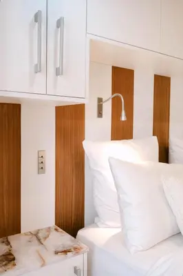 Plan de l'établissement SaintGermainByCecile - Luxueux 2 pièces AC Bianca