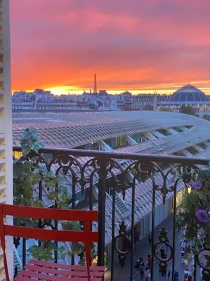 Lever ou coucher de soleil vu de l'appartement ou à proximité