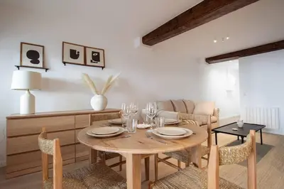 Plan de l'établissement Sentier Historical Center II Luxury Design Apartment 3BR-8P