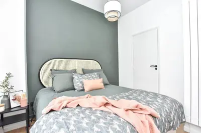 Un ou plusieurs lits dans un hébergement de l'établissement Charming Flat in Montmartre - Imhost