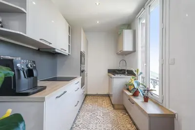 Cuisine ou kitchenette dans l'établissement Appartement Heinrich - Welkeys