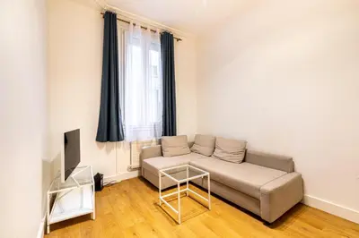 Coin salon dans l'établissement GuestReady - Chic retreat in Clichy