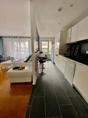 Cuisine ou kitchenette dans l'établissement CHAMBRE DE 11 M2 AVEC BALCON