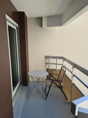Balcon ou terrasse dans l'établissement CHAMBRE DE 11 M2 AVEC BALCON