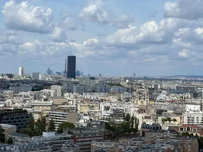 Plan de l'établissement Above Paris Eiffel Tower view Balcony