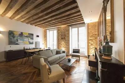 Coin salon dans l'établissement Contrevents