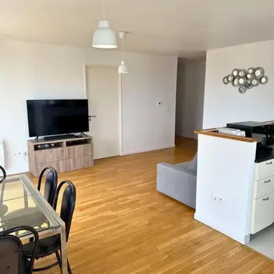 Magnifique Appart. spacieux 8P/ Défense-Courbevoie